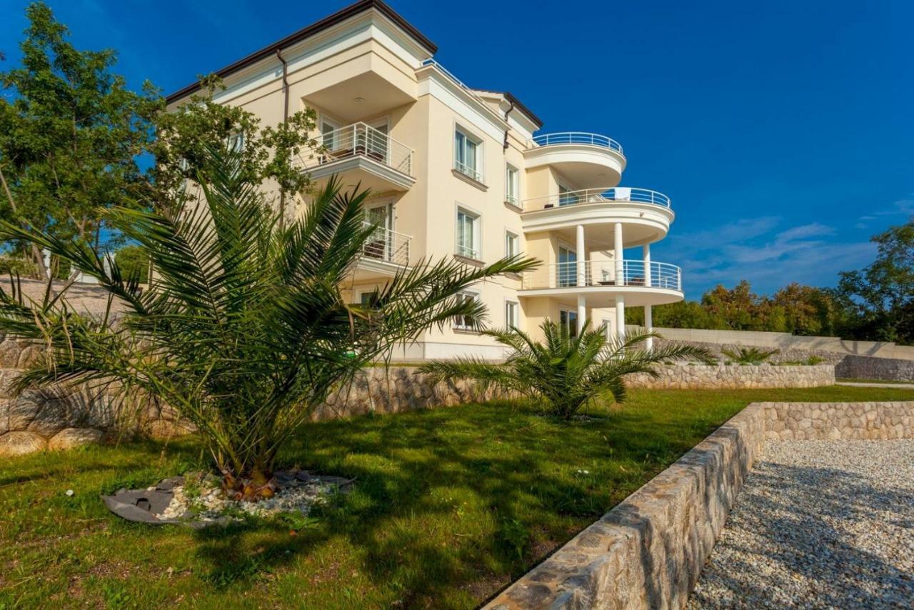 Luxury Apartments Villa Tunera Porat  Exteriör bild
