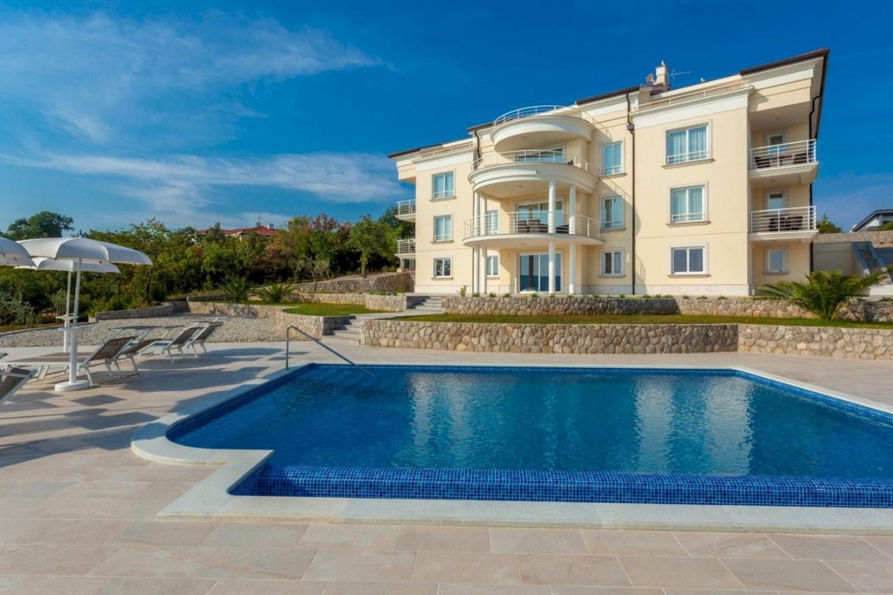Luxury Apartments Villa Tunera Porat  Exteriör bild