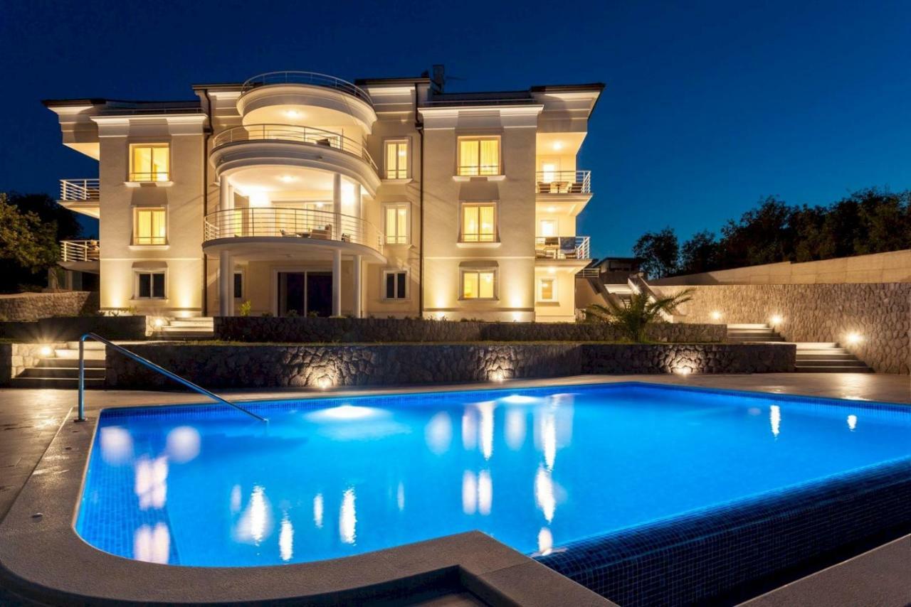 Luxury Apartments Villa Tunera Porat  Exteriör bild