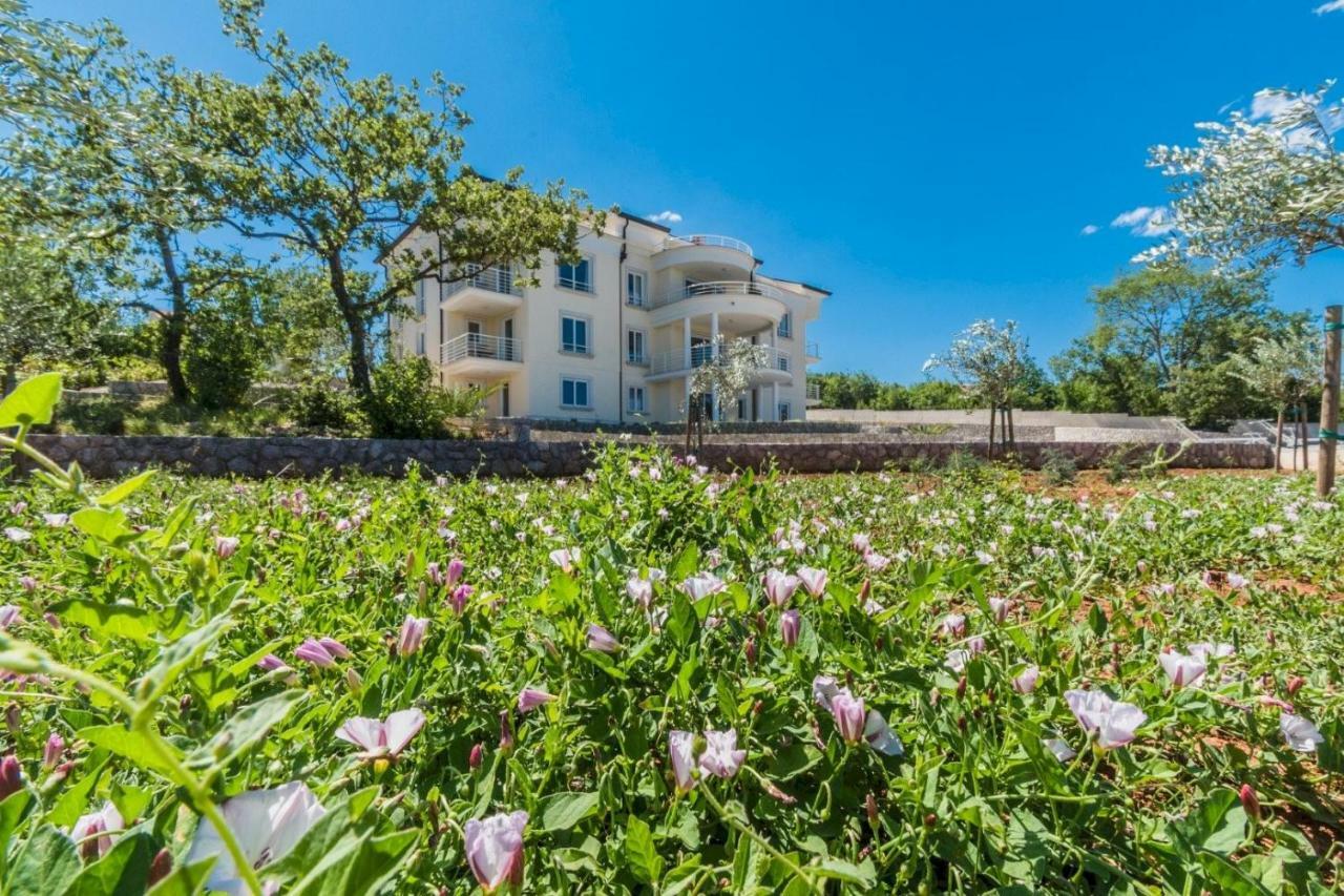 Luxury Apartments Villa Tunera Porat  Exteriör bild