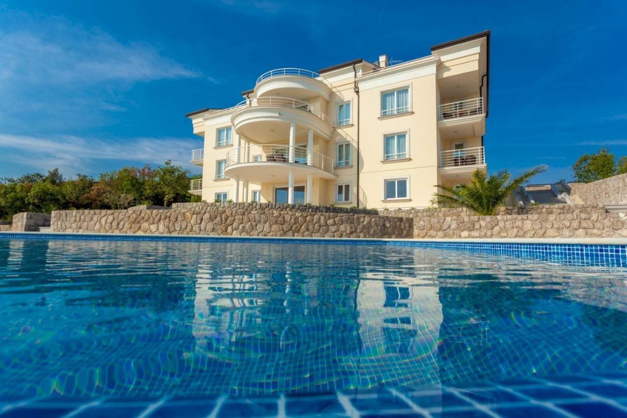 Luxury Apartments Villa Tunera Porat  Exteriör bild